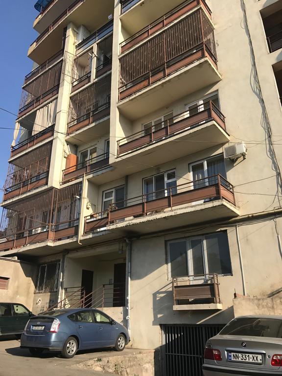 Home Apartments Tbilisi Bagian luar foto